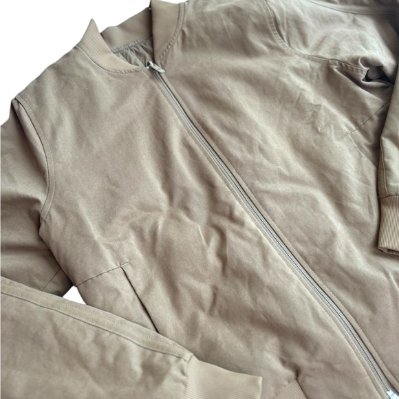 Lululemon Athletica Non-Stop Reversible Bomber Jacket In Raw Linen Size 12 - Picture 7 of 12